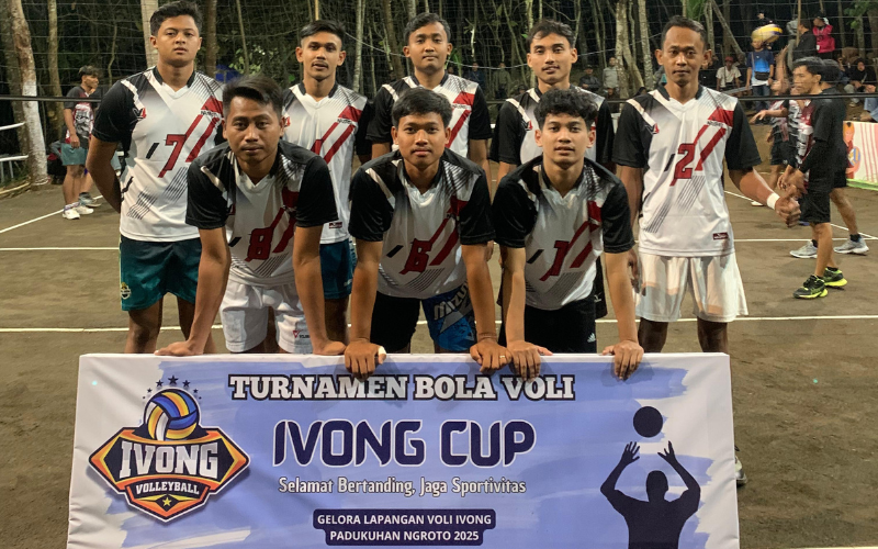 16 Tim Ramaikan Turnamen Bola Voli Ivong Cup 2025 di Ngroto
